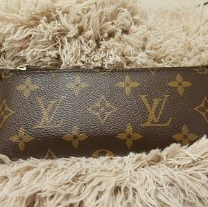 Louis Vuitton  Monogram zipper coin purse